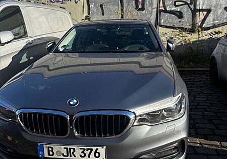 BMW 530 gebraucht kaufen BMW 530d xDrive A -