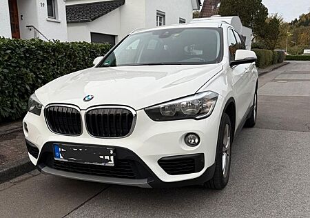 BMW X1 sDrive18i Advantage Advantage