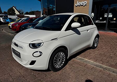Fiat 500E Carplay Klimaaut. Keyless