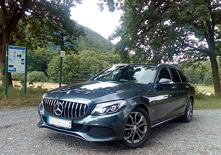 Mercedes-Benz C 180 Key-less-go LED, Ambiente,Navi,E-Heckklappe