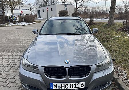 BMW 318d Touring Edition Exclusive Edition Exclusive