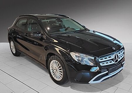 Mercedes-Benz GLA 180 jetzt reduziert!!! sehr gepflegt Kamera
