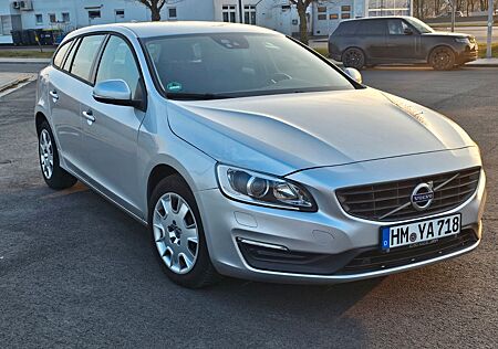 Volvo V60 D4