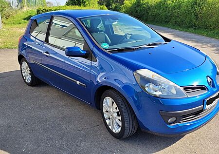 Renault Clio Dynamique 1.2 16V TCE Eco2 Dynamique