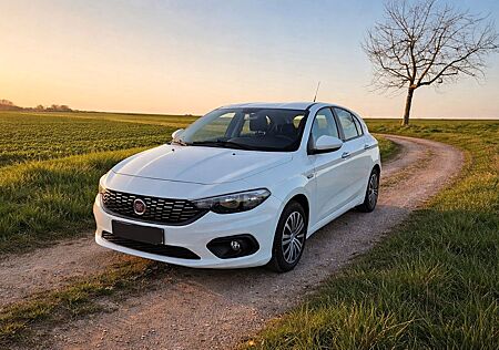 Fiat Tipo 1.4 16V STREET STREET