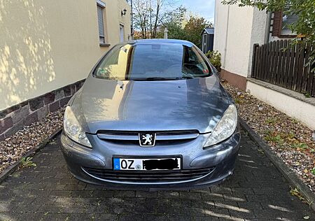Peugeot 307 CC TÜV 01/27