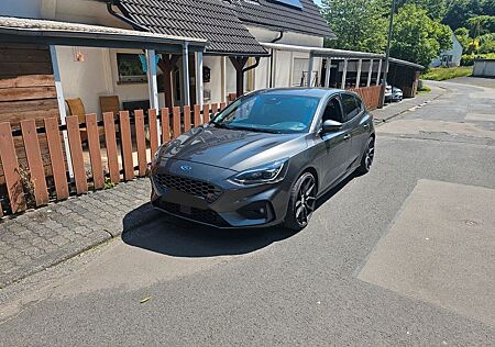 Ford Focus 2,3 EcoBoost ST ST