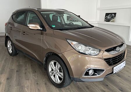 Hyundai ix35 Comfort 2WD AHK+KLIMA+SHZ+PDC+TEMPO