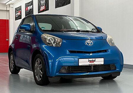Toyota iQ