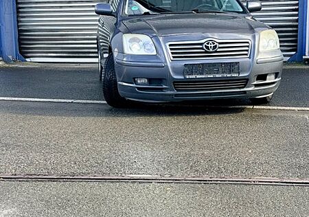 Toyota Avensis Combi 2.0 D-4D -