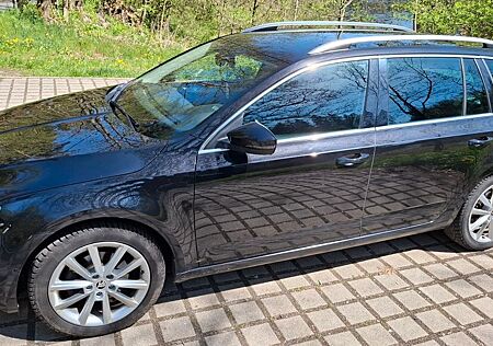 Skoda Octavia 2.0 TDI Green tec 4x4 Style Combi Style