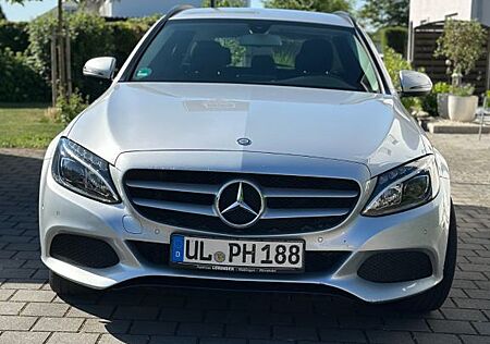 Mercedes-Benz C 220 d T Autom. - 9G