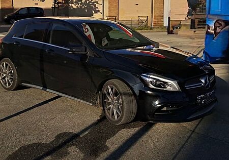 Mercedes-Benz A 45 AMG Mercedes-AMG A 45 4MATIC DCT Merced...