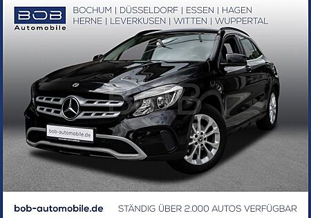 Mercedes-Benz GLA 180 Style NAVI SHZ PDC BT KLIMA