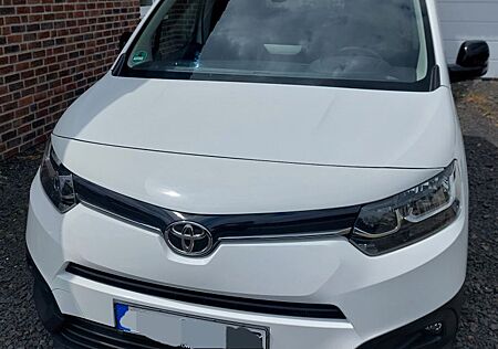 Toyota Pro Ace Proace CityL1 1,5l D-4D Meister *CarPlay*PDC*...