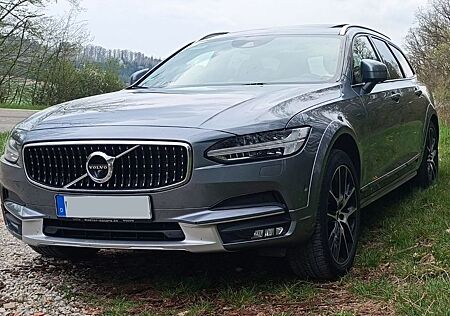 Volvo V90 Cross Country D4 Polestar AWD 360 B&W Standhzg AHK Pano VOLL