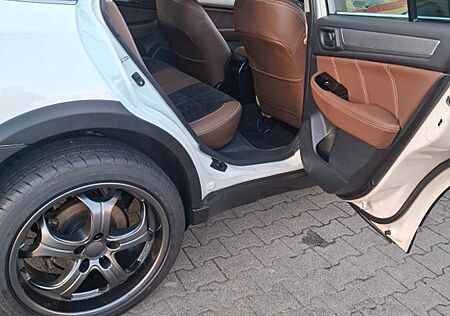 Subaru Outback 2.5i Active Lineartronic Active
