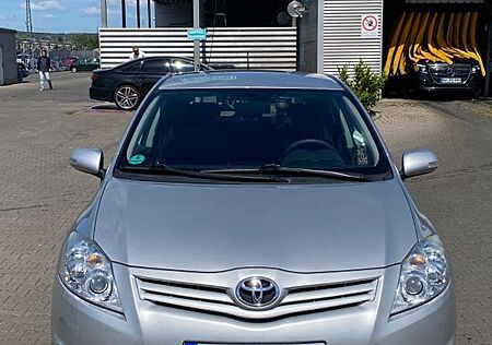 Toyota Auris 1,6-l-Valvematic Club