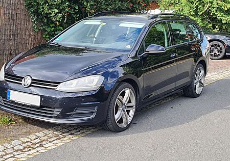 VW Golf Volkswagen 2.0 TDI BMT Variant Comfortline AHK/Xenon
