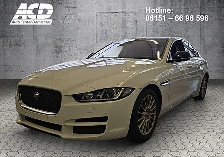 Jaguar XE E-PERFORMANCE*NAV*LEDER*E-SITZ*Bi-XEN