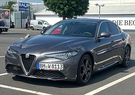 Alfa Romeo Giulia Super 2.2 Diesel 16V 132 kW Super