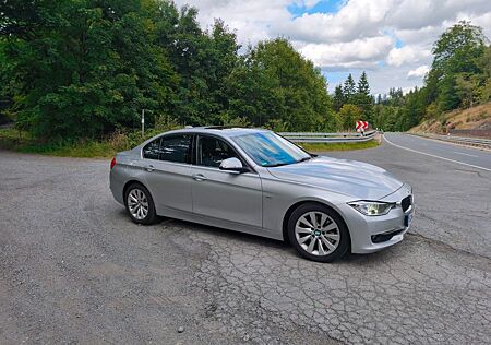 BMW 320d Efficient Dynamics Luxury Line