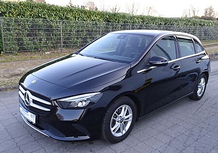 Mercedes-Benz B 180 Aus 1.Hand / Navi / Sitzheizung