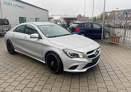 Mercedes-Benz CLA 180 Autom.- Urban - Navi - Bi - Xenon - PTS