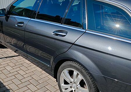 Mercedes-Benz C 180 CGI T BlueEFFICIENCY AVANTG. Aut. AVAN...
