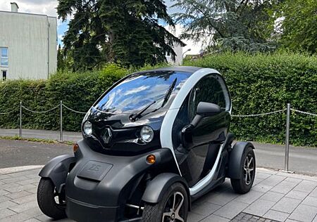 Renault Twizy 45, Fahren ab 15 Jahren