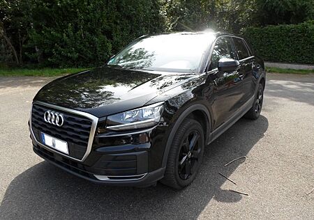 Audi Q2 30 TDI *Automatik**Navi*CarPlay*Tempo*