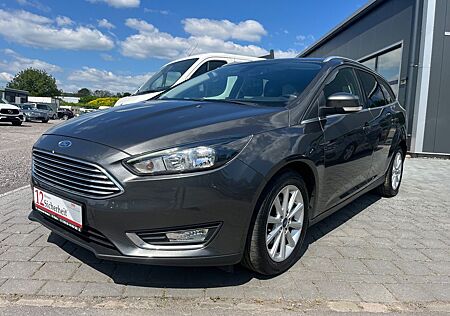 Ford Focus Turnier Titanium Navi PDC 1.Hand
