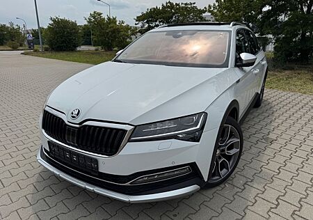 Skoda Superb 2.0TDI/SCOUT/4x4/Pano/BLIS/Ambiente/200PS