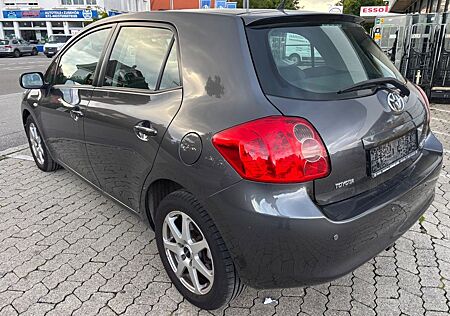 Toyota Auris Luna 2,0