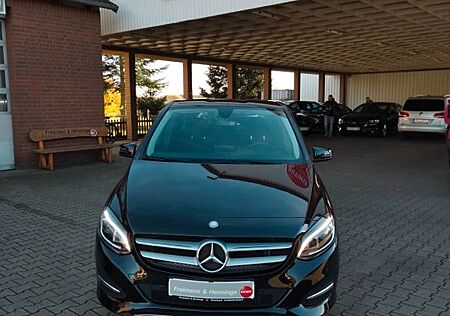 Mercedes-Benz B 180 LED/Navi/Bluetooth/USB/SHZ
