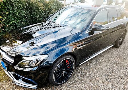 Mercedes-Benz C 63 AMG C 63 AMG S V8 Bi-Turbo Netto 29.999,- Voll