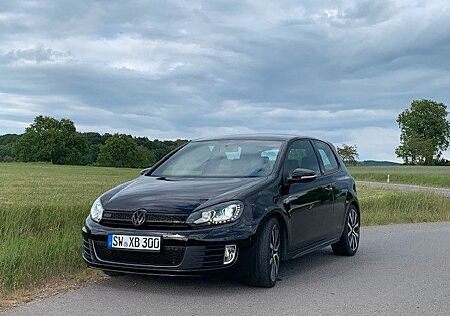 VW Golf Volkswagen GTI Adidas DSG
