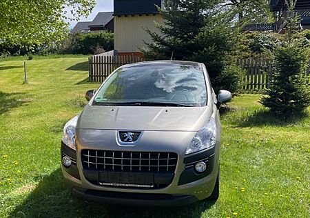 Peugeot 3008 Premium 155 THP Premium