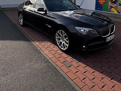 BMW 740d -