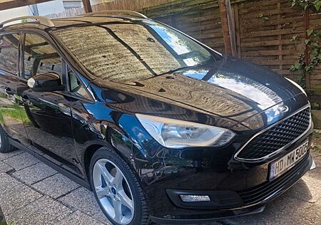 Ford Grand C-Max 7 Sitzer mit 18 Zoll Alufelgen