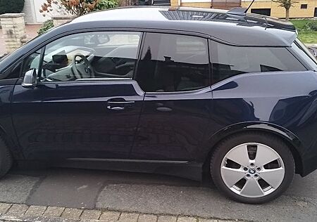 BMW i3s (120 Ah), 135kW, Navi,Winterräder, gecheckt