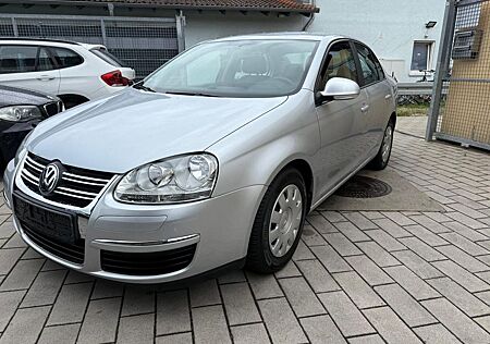 VW Jetta Volkswagen 1.6 Trendline