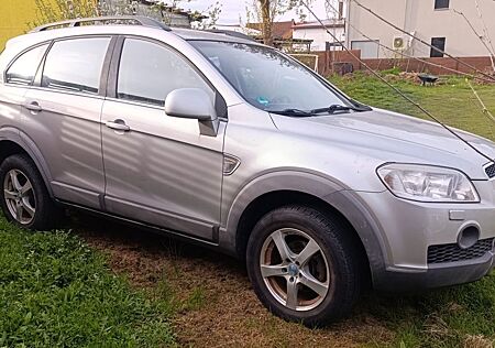 Chevrolet Captiva 2.4 LPG Neuer TÜV