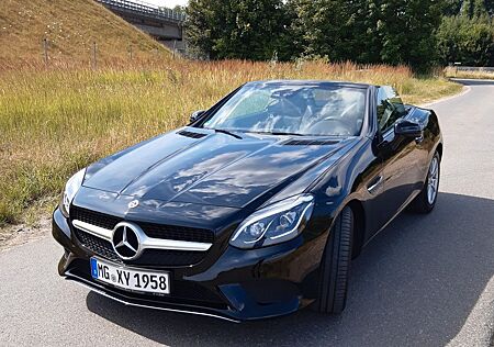 Mercedes-Benz SLC 180 - 9 Gang Automatik / aus Rentnerhand
