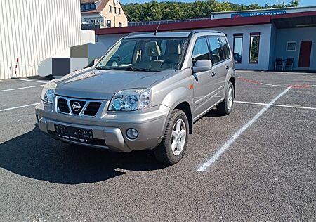 Nissan X-Trail 2,5 4x4