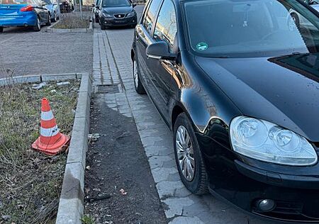 VW Golf Volkswagen V Lim. Trendline