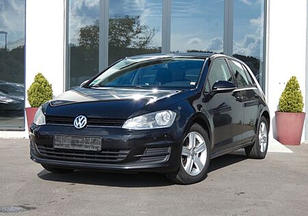 VW Golf Volkswagen VII Limo*Navi*Shz*Pdc*Klima*