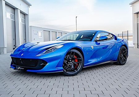 Ferrari 812 Superfast | Atelier | Full Carbon | Racing