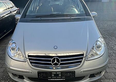 Mercedes-Benz A 200 ELEGANCE Elegance