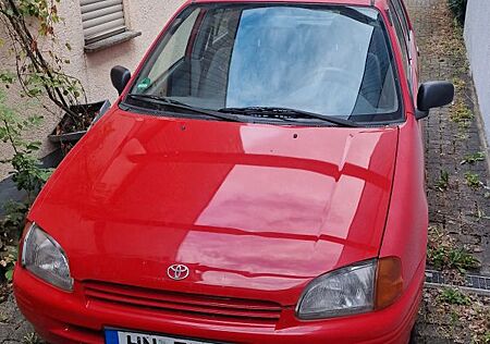 Toyota Starlet 1.3 -